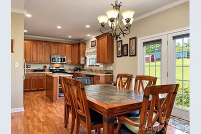 1046 Edgemont Terrace, Morganton, NC 28655 - Photo 5