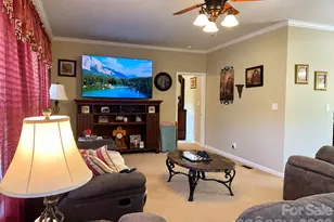 1046 Edgemont Terrace, Morganton, NC 28655 - Photo 9