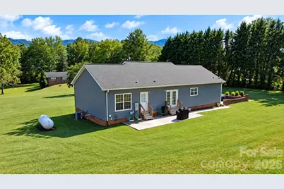 1046 Edgemont Terrace, Morganton, NC 28655 - Photo 3