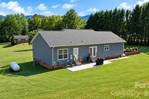1046 Edgemont Terrace, Morganton, NC 28655 - Photo 3