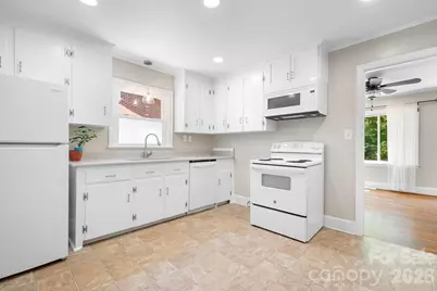 3960 Bristol Drive, Charlotte, NC 28208 - Photo 9
