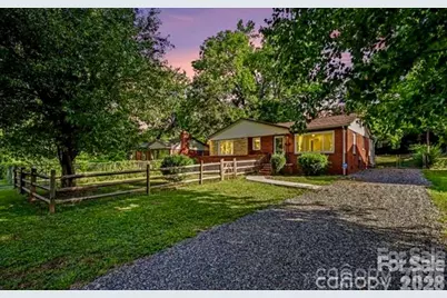 3960 Bristol Drive, Charlotte, NC 28208 - Photo 3