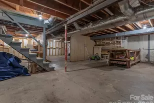 400 Monte Vista Rd, Candler, NC 28715 - Photo 27