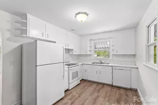 400 Monte Vista Rd, Candler, NC 28715 - Photo 13