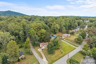 400 Monte Vista Rd, Candler, NC 28715 - Photo 3