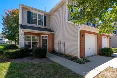 2738 Mill Valley Court, Matthews, NC 28105 - Photo 1