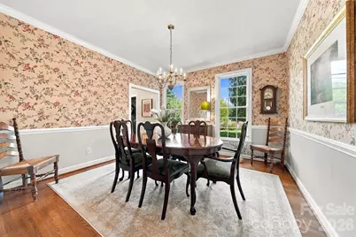 114 6th Avenue NE, Hickory, NC 28601 - Photo 9