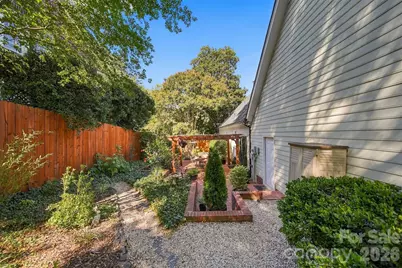 114 6th Avenue NE, Hickory, NC 28601 - Photo 39