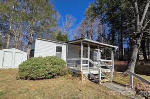 102 Malvern Dr, Hendersonville, NC 28739 - Photo 1