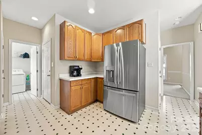 2807 Edgebrook Circle, Matthews, NC 28105 - Photo 11