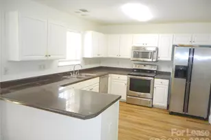 19243 Kanawha Dr, Cornelius, NC 28031 - Photo 15