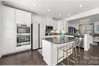 1717 Fleetwood Drive, Charlotte, NC 28208 - Photo 5