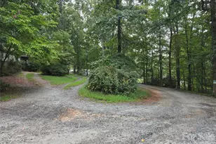 26 Den Ln, Columbus, NC 28722 - Photo 9