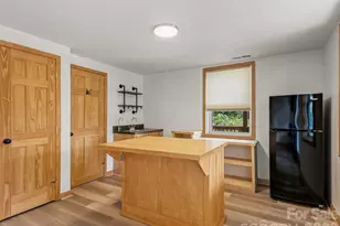110 Medford Ave, Waynesville, NC 28786 - Photo 21