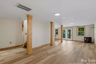 110 Medford Ave, Waynesville, NC 28786 - Photo 19
