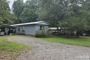 26 Den Ln, Columbus, NC 28722 - Photo 1