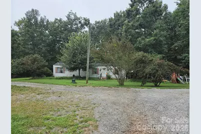 26 Den Lane, Columbus, NC 28722 - Photo 5