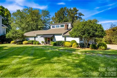 8172 Malibu Pointe Lane, Denver, NC 28037 - Photo 3