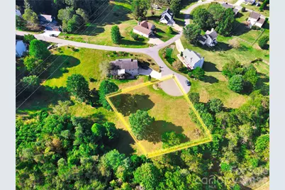 3 Pinebluff Court, Weaverville, NC 28787 - Photo 1