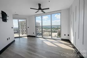 333 W Trade St, Charlotte, NC 28202 - Photo 7