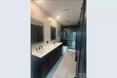 333 W Trade Street #907, Charlotte, NC 28202 - Photo 9