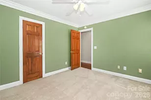 9150 Bonnie Briar Cir, Charlotte, NC 28277 - Photo 37