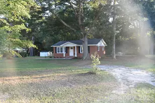 139 Robinhood Rd, Hartsville, SC 29550 - Photo 5