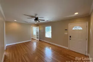 817 Everett Pl, Charlotte, NC 28205 - Photo 3