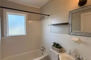 817 Everett Pl, Charlotte, NC 28205 - Photo 7