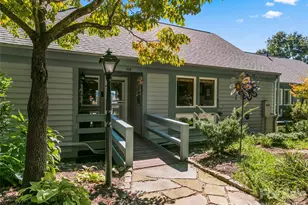 114 Sunny View Ln, Flat Rock, NC 28731 - Photo 33