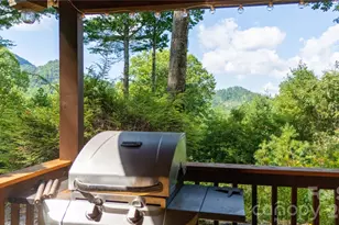 319 Dancing Leaf Ln, Bakersville, NC 28705 - Photo 17