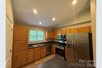 7333 Michaels Landing Drive, Charlotte, NC 28262 - Photo 5