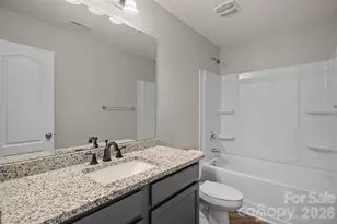 8226 Paw Valley Ln, Charlotte, NC 28214 - Photo 19