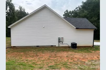914 Old Hollis Road, Ellenboro, NC 28040 - Photo 3