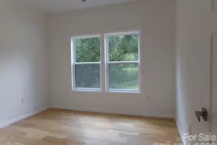 914 Old Hollis Rd, Ellenboro, NC 28040 - Photo 15