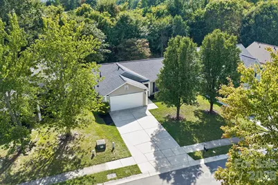 9041 Foggy Meadow Drive, Charlotte, NC 28269 - Photo 3