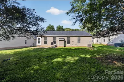 9041 Foggy Meadow Drive, Charlotte, NC 28269 - Photo 21