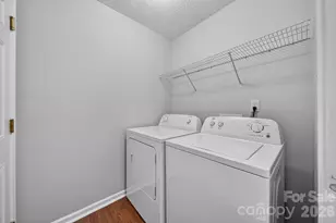 9041 Foggy Meadow Rd, Charlotte, NC 28269 - Photo 15