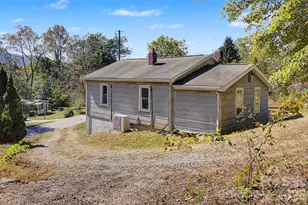 60 Riddle Rd, Swannanoa, NC 28778 - Photo 7