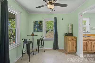 60 Riddle Road, Swannanoa, NC 28778 - Photo 15