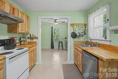 60 Riddle Road, Swannanoa, NC 28778 - Photo 21