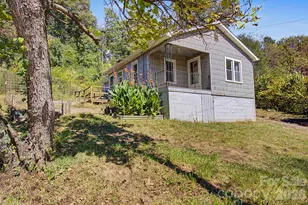 60 Riddle Rd, Swannanoa, NC 28778 - Photo 1