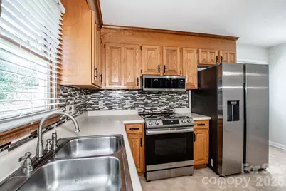 612 Sharon Drive, Statesville, NC 28625 - Photo 7
