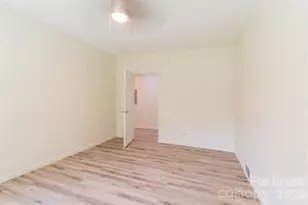 506 E Marion St, Shelby, NC 28150 - Photo 13