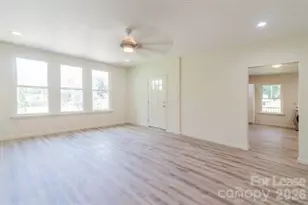506 E Marion St, Shelby, NC 28150 - Photo 3