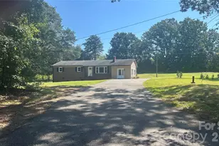 1081 Redleaf Trail, Lincolnton, NC 28092 - Photo 1