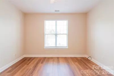 6716 Mallard Park Drive, Charlotte, NC 28262 - Photo 19