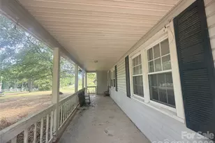 171 Foxrun Rd, Lancaster, SC 29720 - Photo 3