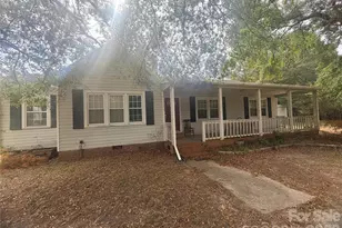 171 Foxrun Rd, Lancaster, SC 29720 - Photo 1