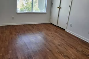 9523 University Terrace Dr, Charlotte, NC 28262 - Photo 7